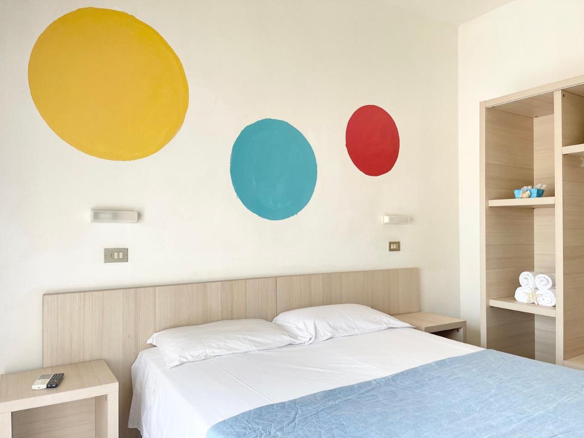 Hotel Orlov Rimini Exteriér fotografie