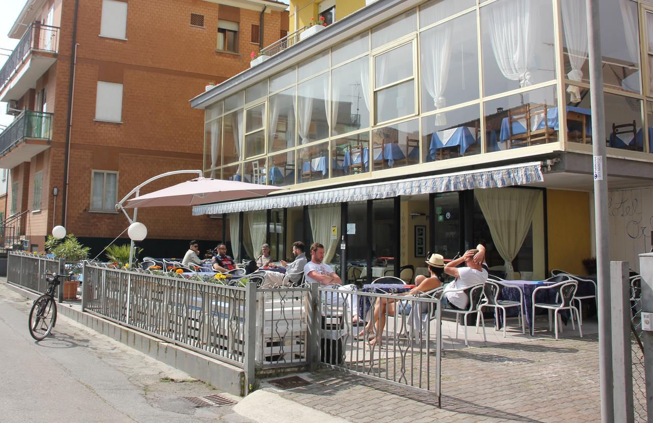 Hotel Orlov Rimini Exteriér fotografie